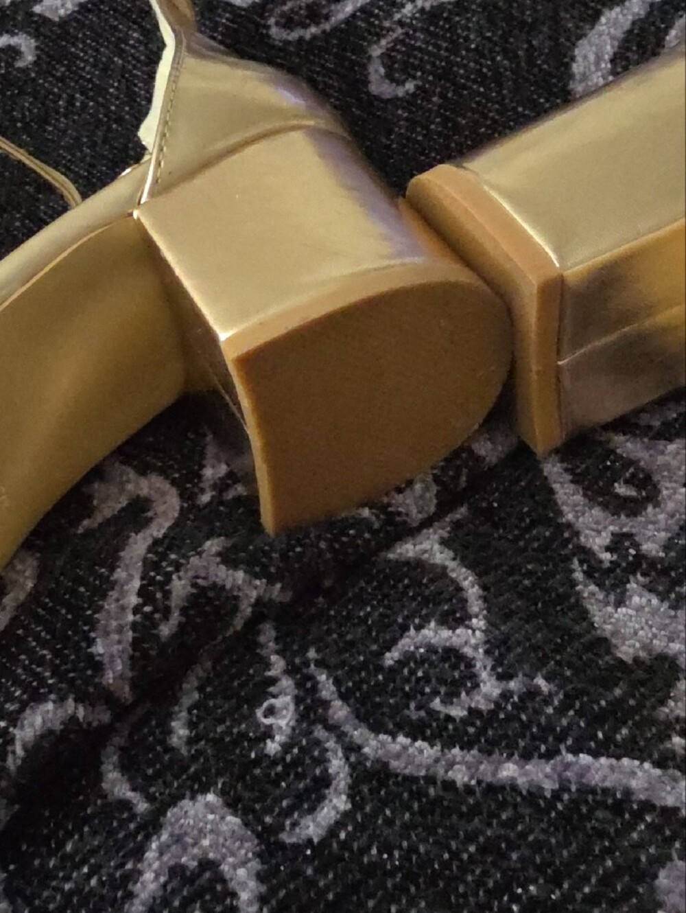H by Halston Metallic Gold Practical Heel Open-Toe Ankle-Strap Heels Sz 8 - Picture 6 of 12